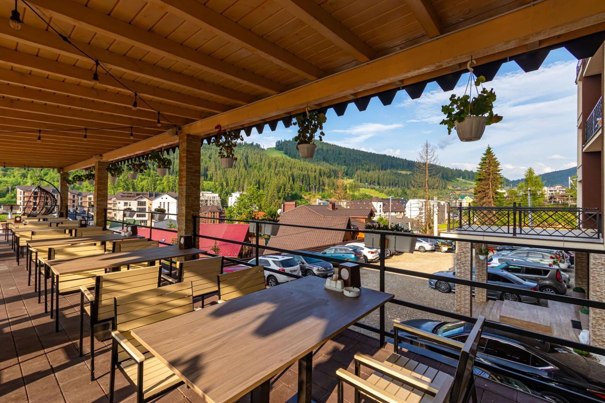 Gold Palace Wellness & Spa Bukovel Exterior foto
